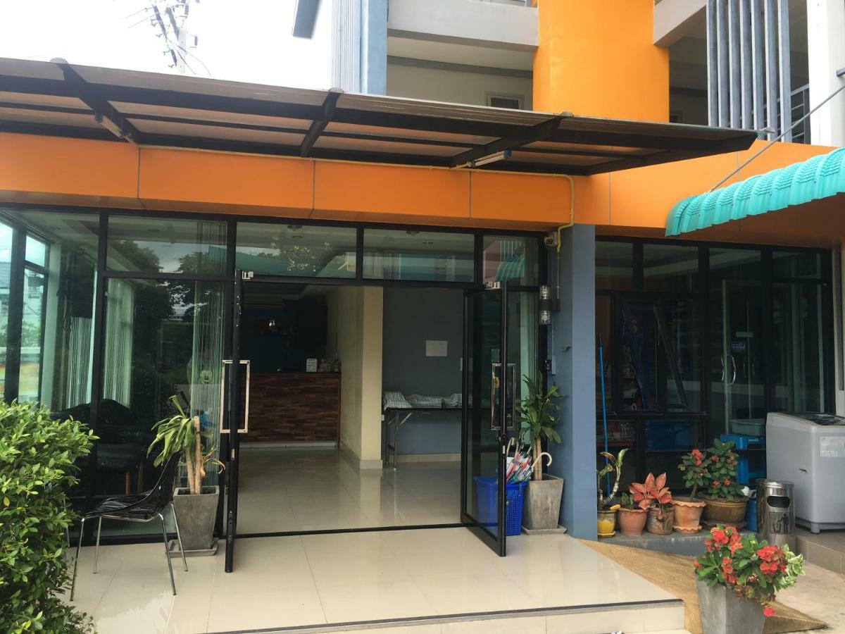 K2 Living Hotel Uttaradit Ngoại thất bức ảnh